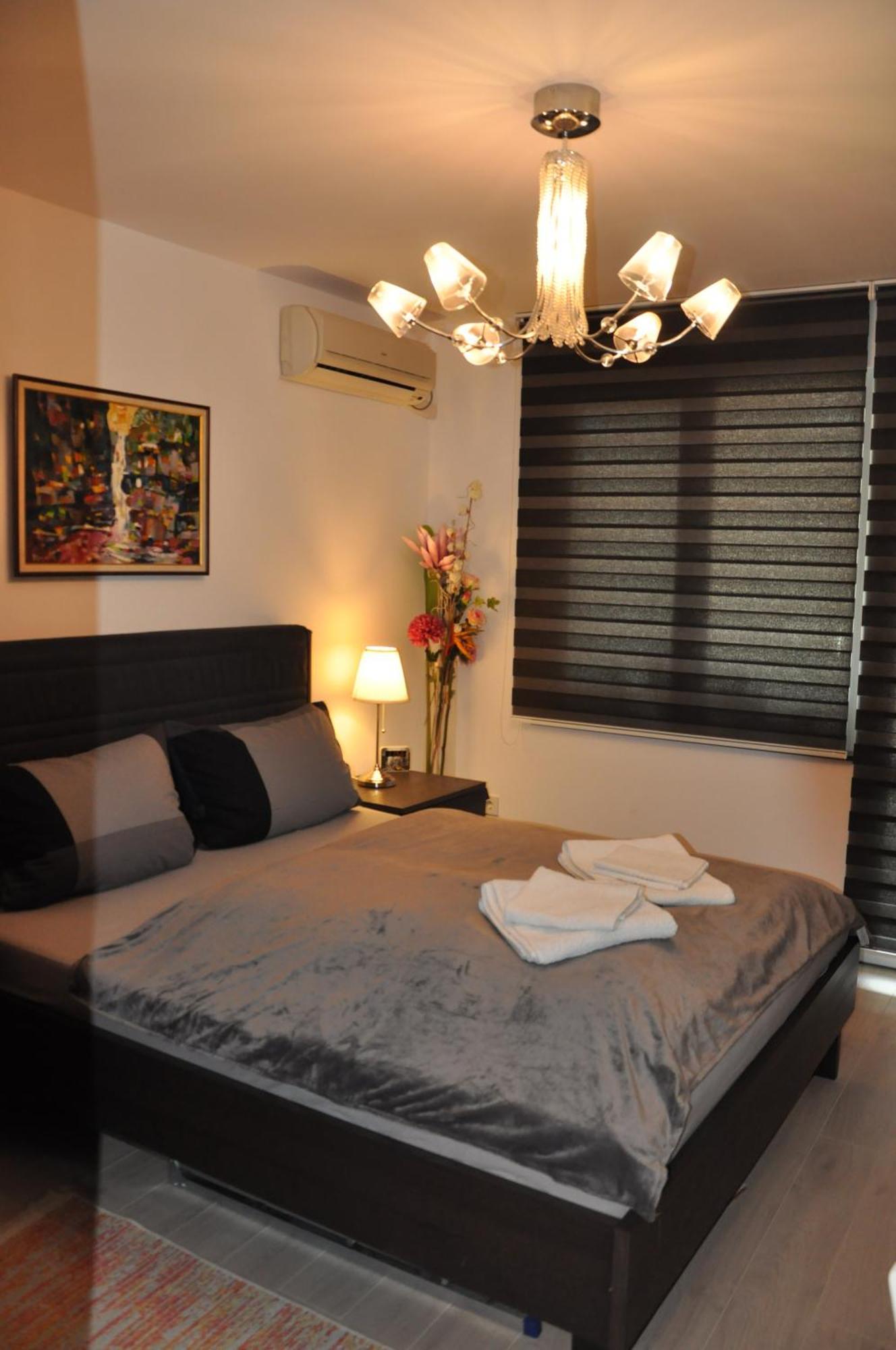 City Apartment Varna Bagian luar foto