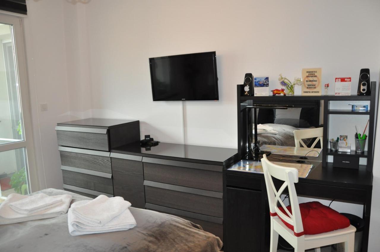 City Apartment Varna Bagian luar foto